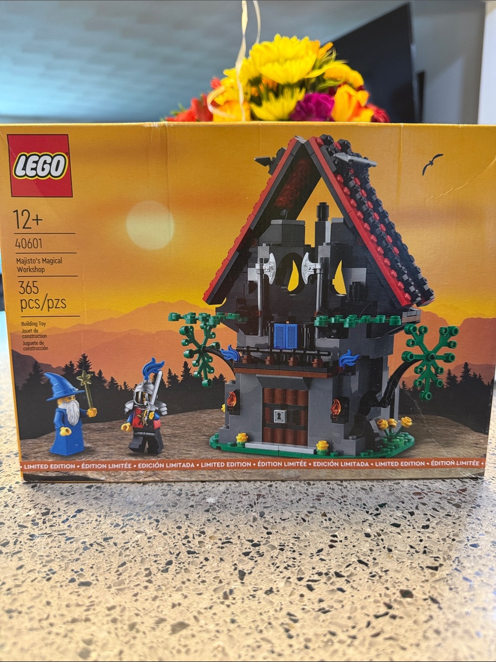 LEGO Majisto’s Magical Workshop 40601 Building Set.  New in box